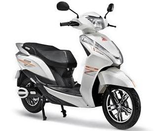 Ampere Magnus 60 Electric Scooter Price in India Specification Review Mileage Overview